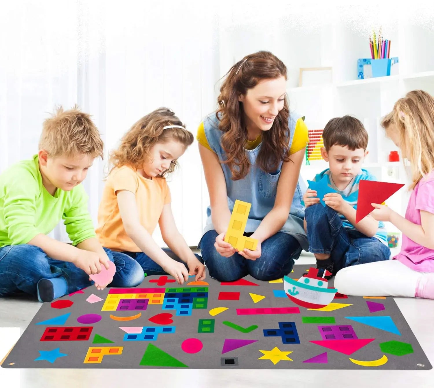 Tableau Montessori en Feutrine avec Formes Géométriques – Jeu Éducatif Sensoriel pour Enfants 3 à 6 Ans