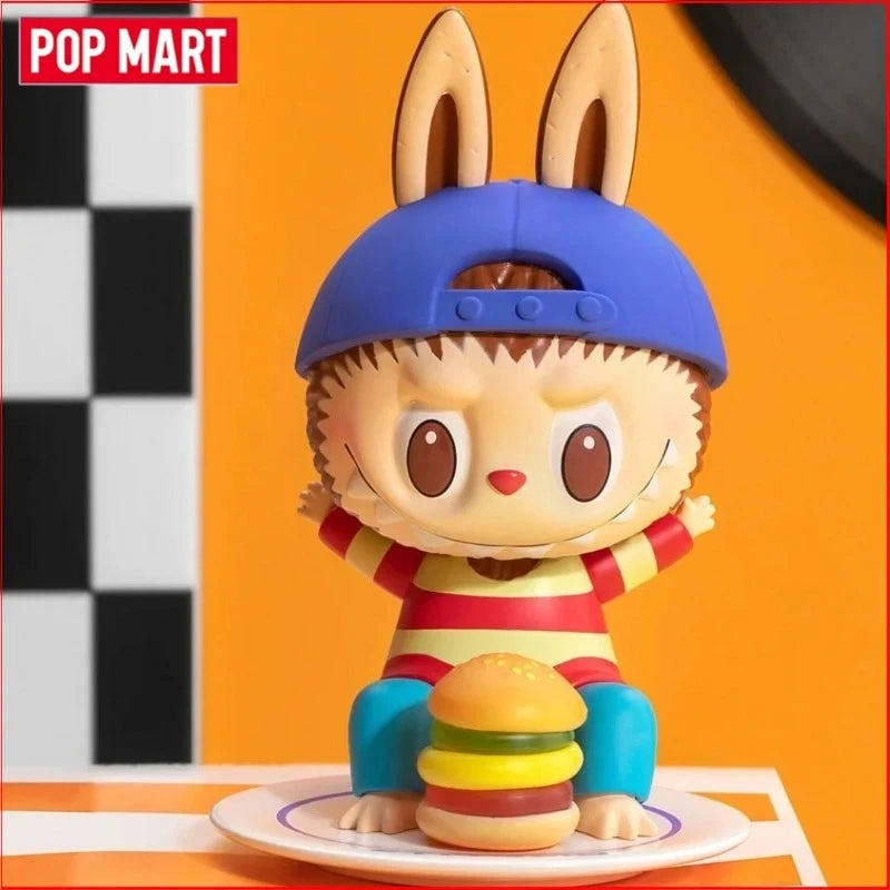 POP MART LABUBU Collection Limitée Elevator Début de la Série Field Trip Bob l'éponge Skateboard Sweet Clown