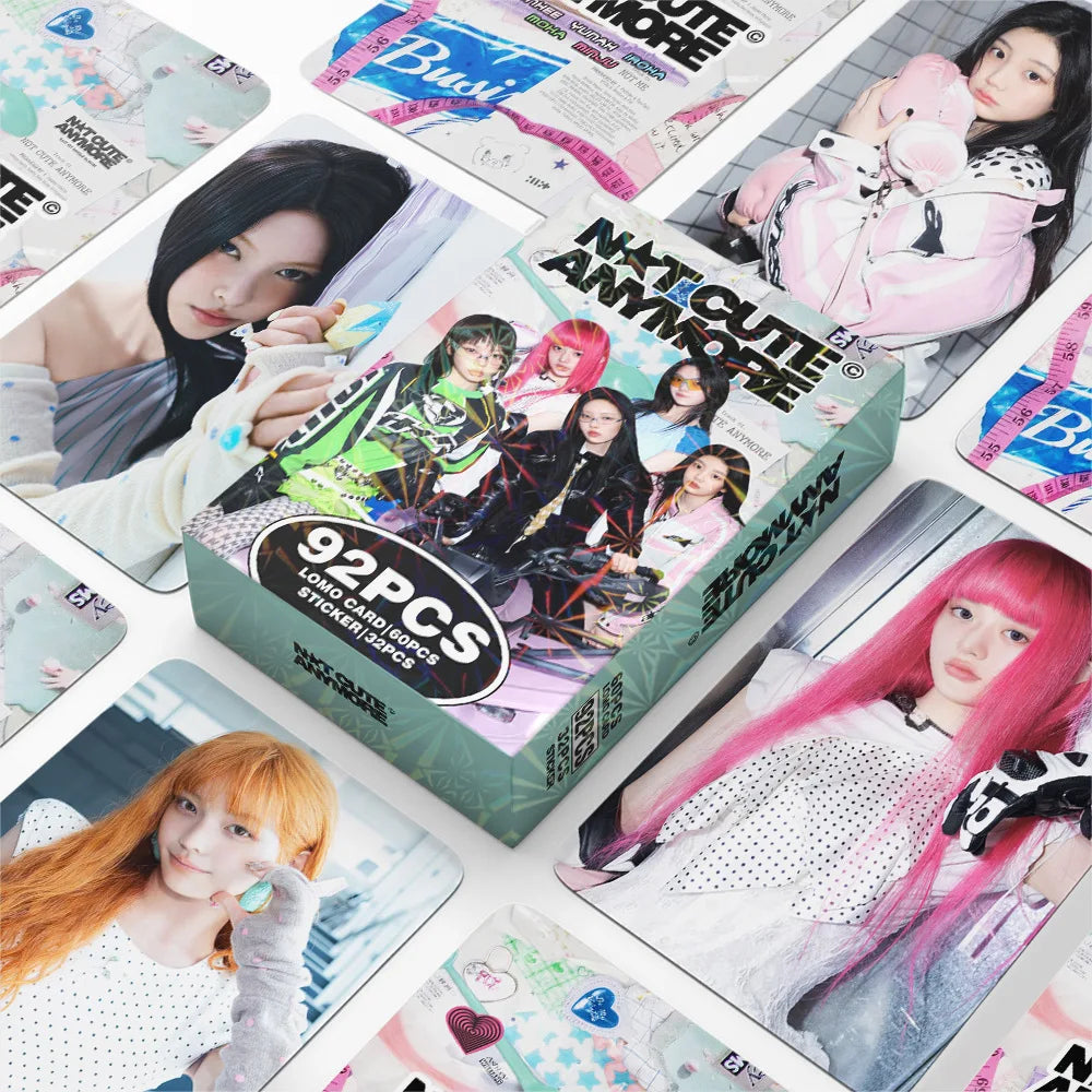 Illit, I'Llit Cute Anymore, Gllit, Cartes photo Kpop, Marchandises pour fans Kpop, 92 pièces dans une boîte (60 cartes Lomo + 32 autocollants), Cartes photo haute définition, Articles de collection, Petits cadeaux, Cadeaux