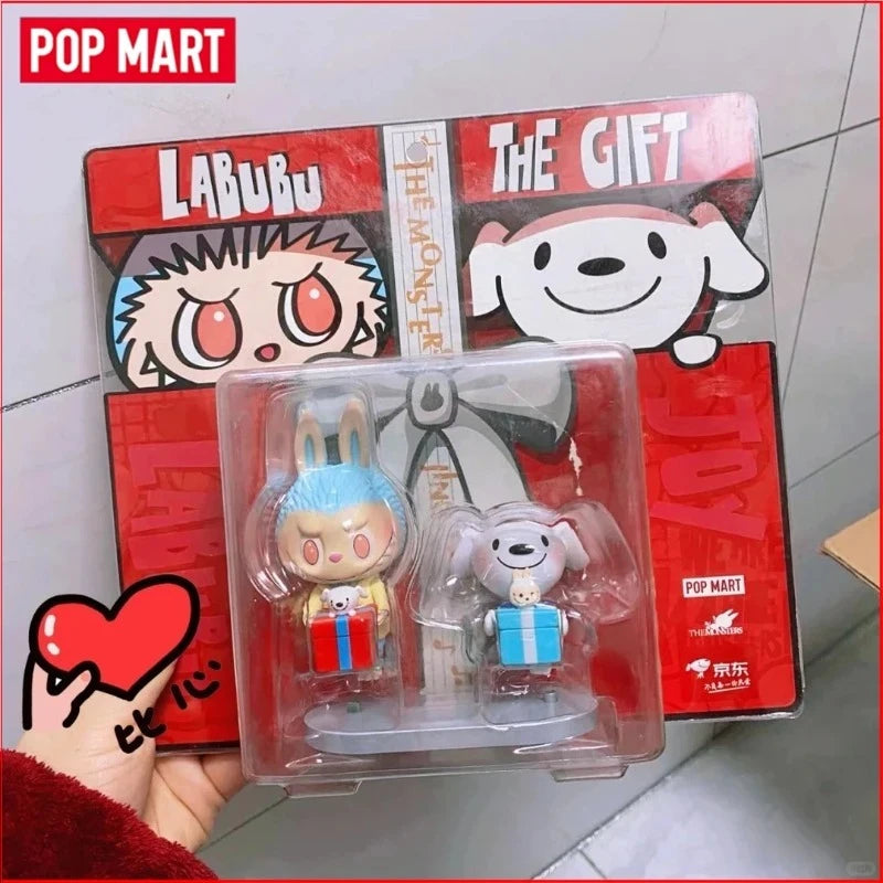 POP MART LABUBU Collection Limitée Elevator Début de la Série Field Trip Bob l'éponge Skateboard Sweet Clown