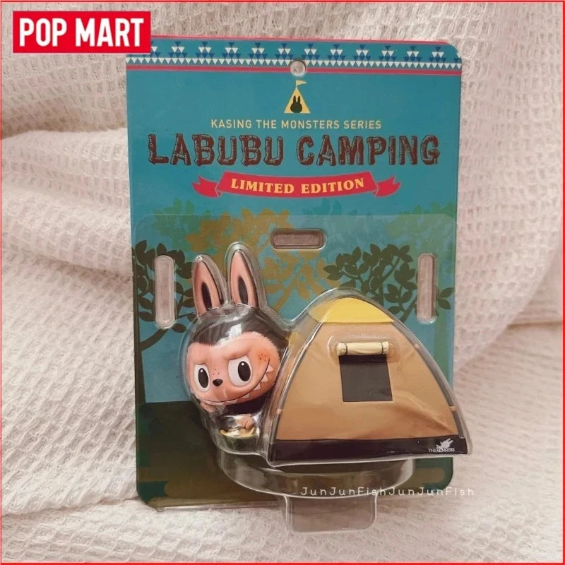 POP MART LABUBU Collection Limitée Elevator Début de la Série Field Trip Bob l'éponge Skateboard Sweet Clown